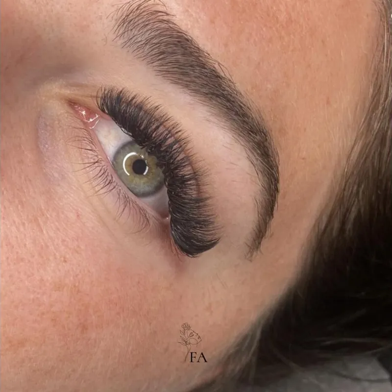 Volume cateye lash set by Femme Aesthetika
